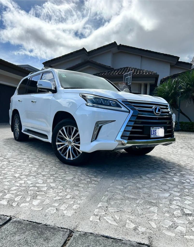 Foto de lexus lx570 2018